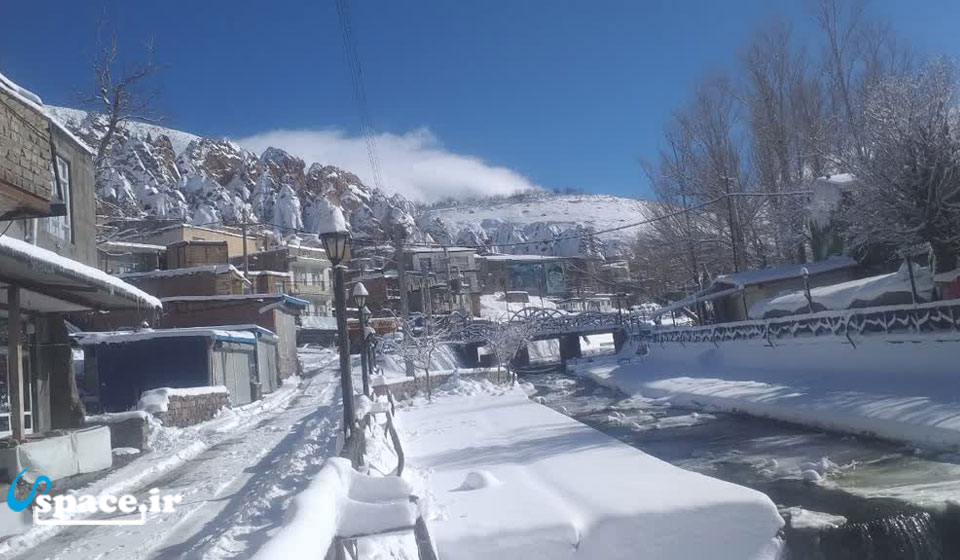 نمای زمستانی روستای زیبای کندوان